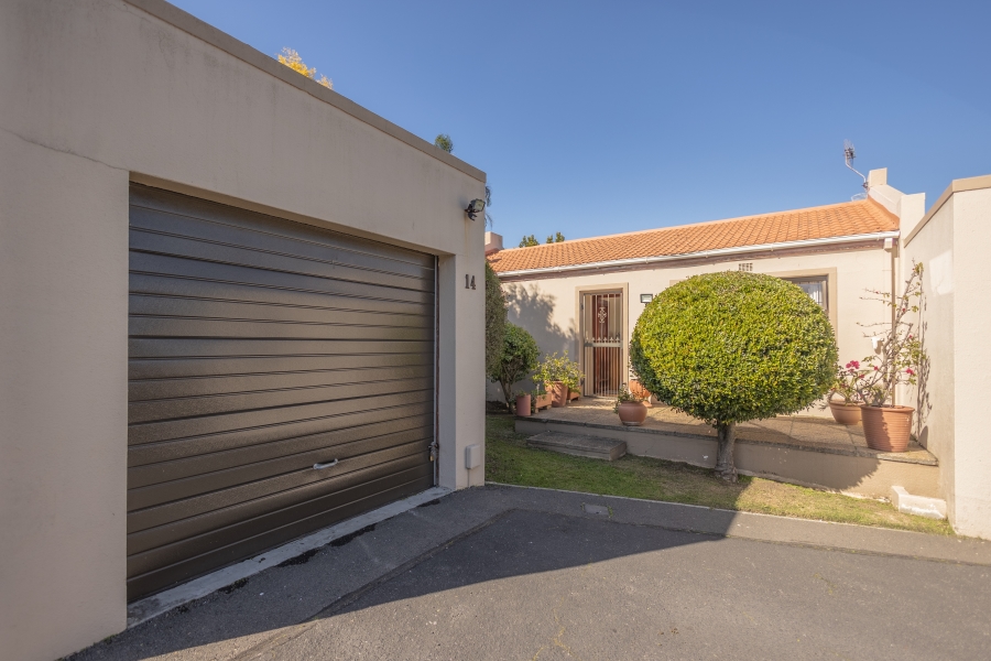 2 Bedroom Property for Sale in Morgenster Western Cape